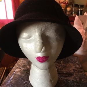 Urban Outfitters,VTG-Style Derby Hat,Sweet💜🐾❤️